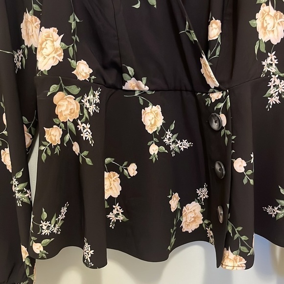 TORRID  Shirt - Picture 3 of 4